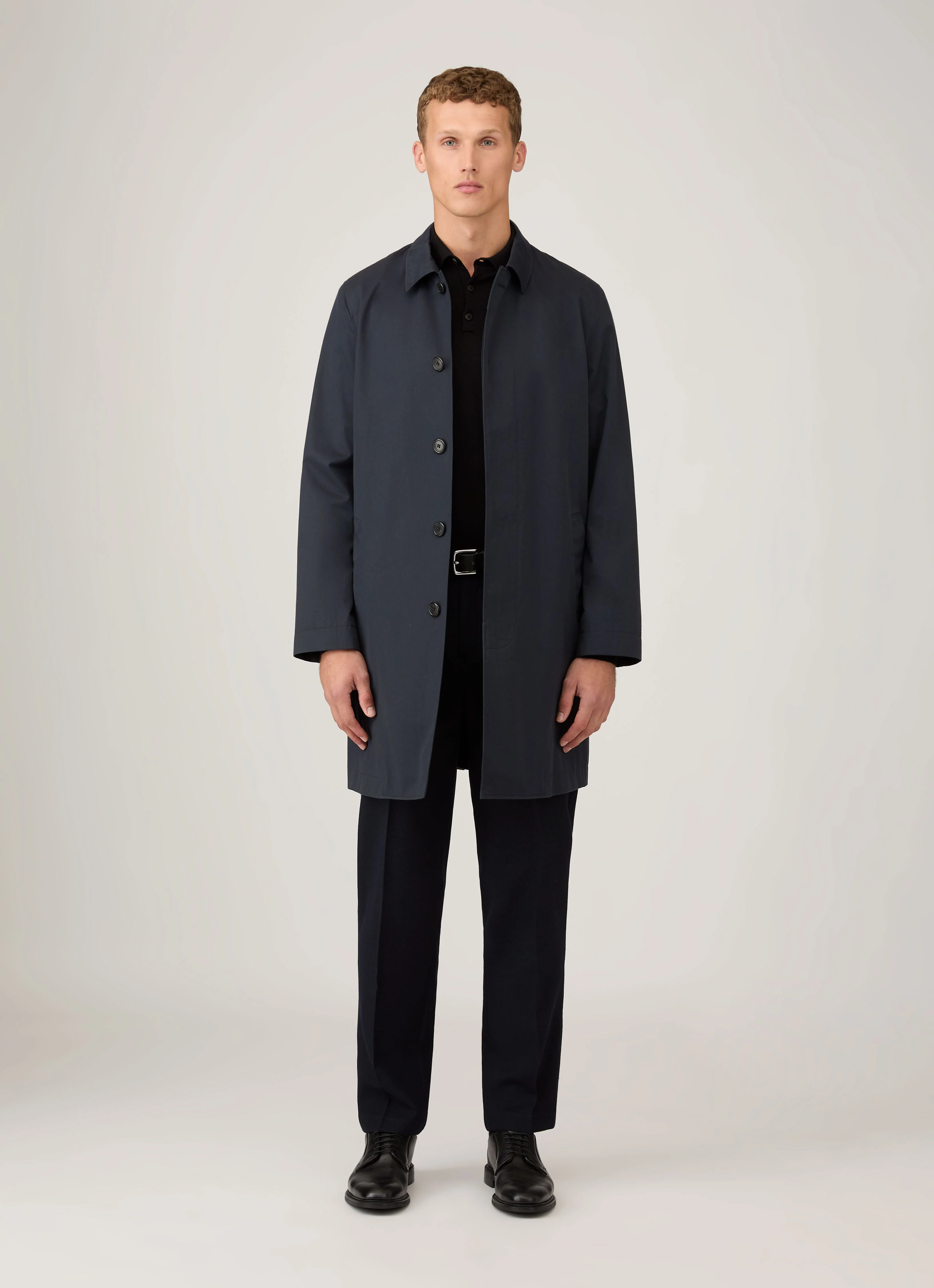 Men's Showerproof Cotton Mac in Navy - Image 3